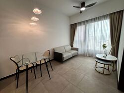 Midtown Modern (D7), Apartment #590374501